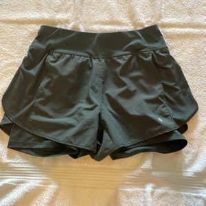 Apana Shorts